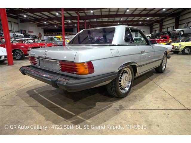 1977 Mercedes-Benz 450SL (CC-2118613) for sale in Kentwood, Michigan