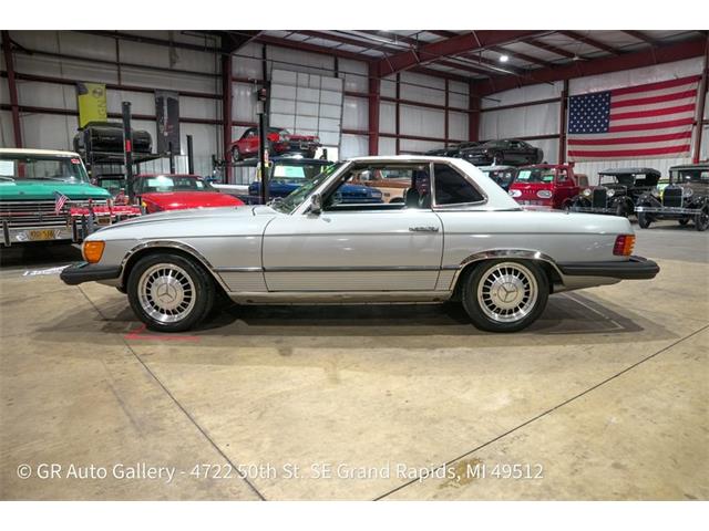 1977 Mercedes-Benz 450SL (CC-2118613) for sale in Kentwood, Michigan