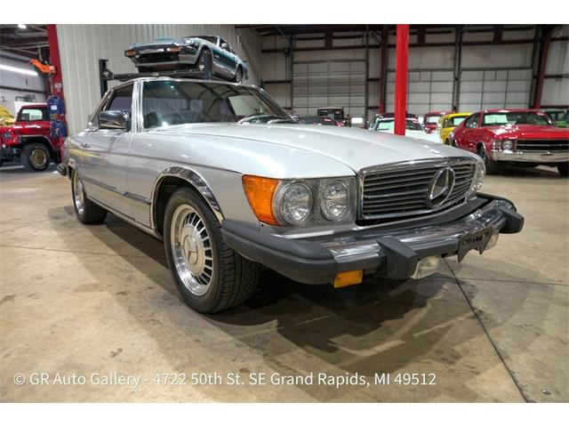 1977 Mercedes-Benz 450SL (CC-2118613) for sale in Kentwood, Michigan