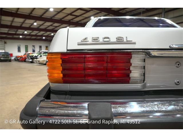 1977 Mercedes-Benz 450SL (CC-2118613) for sale in Kentwood, Michigan