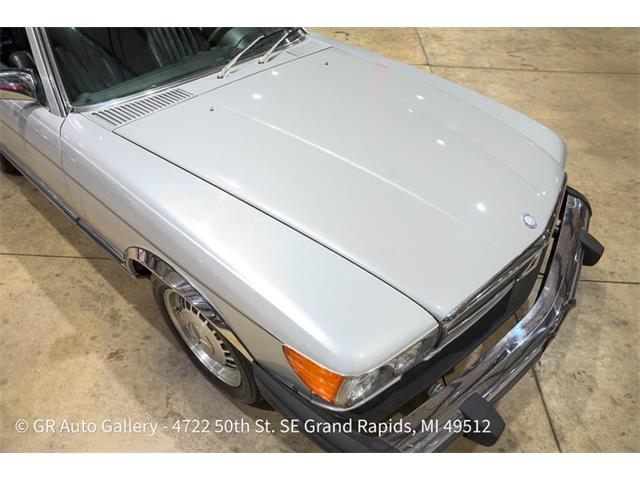 1977 Mercedes-Benz 450SL (CC-2118613) for sale in Kentwood, Michigan