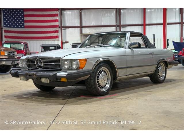 1977 Mercedes-Benz 450SL (CC-2118613) for sale in Kentwood, Michigan
