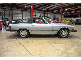 1977 Mercedes-Benz 450SL (CC-2118613) for sale in Kentwood, Michigan