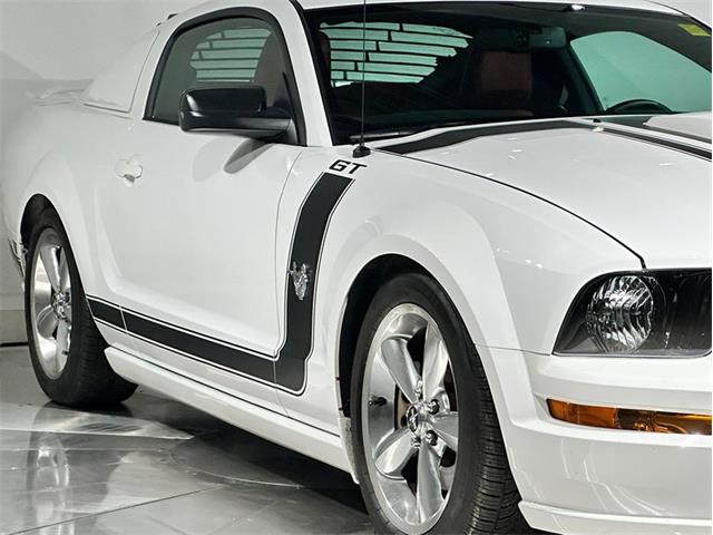 2009 Ford Mustang (CC-2118696) for sale in Depew, New York