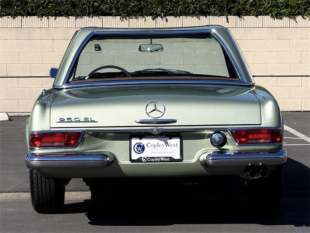 1967 Mercedes-Benz 250SL (CC-2118865) for sale in newport beach, California