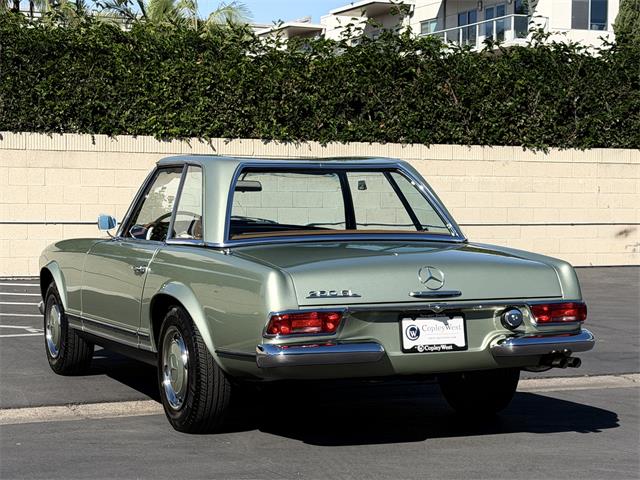 1967 Mercedes-Benz 250SL (CC-2118865) for sale in newport beach, California
