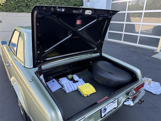 1967 Mercedes-Benz 250SL (CC-2118865) for sale in newport beach, California