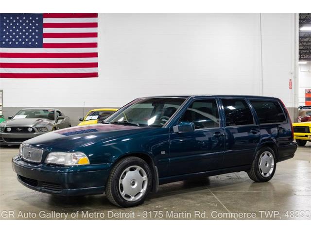 1998 Volvo V70 (CC-2118888) for sale in Kentwood, Michigan