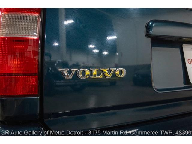 1998 Volvo V70 (CC-2118888) for sale in Kentwood, Michigan