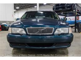 1998 Volvo V70 (CC-2118888) for sale in Kentwood, Michigan