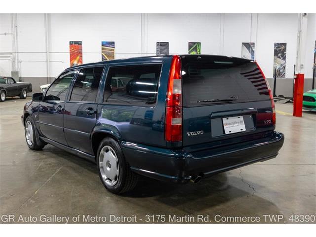 1998 Volvo V70 (CC-2118888) for sale in Kentwood, Michigan