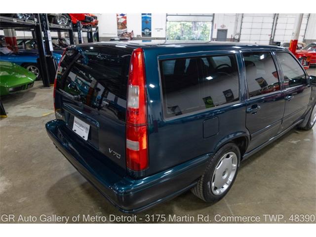 1998 Volvo V70 (CC-2118888) for sale in Kentwood, Michigan