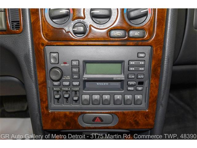 1998 Volvo V70 (CC-2118888) for sale in Kentwood, Michigan