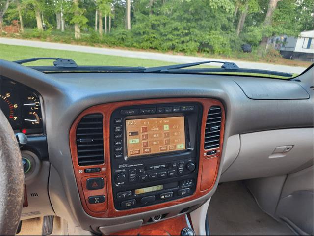 2002 Lexus LX470 (CC-2118964) for sale in Greensboro, North Carolina
