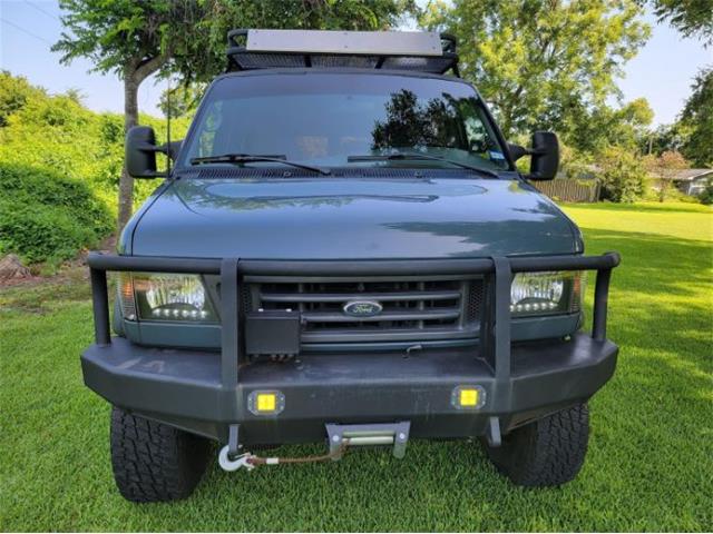 2002 Ford E350 (CC-2110929) for sale in Cadillac, Michigan