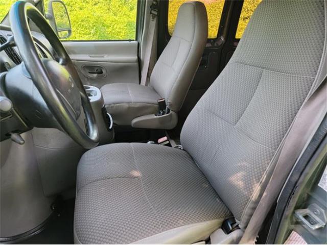 2002 Ford E350 (CC-2110929) for sale in Cadillac, Michigan