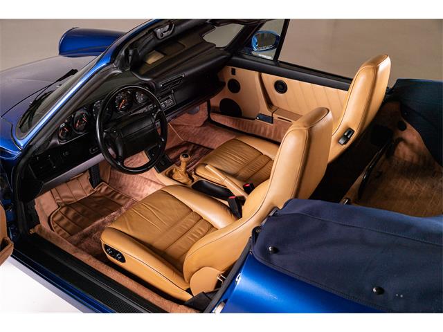 1992 Porsche 911 Carrera 2 (CC-2119459) for sale in St. Louis, Missouri