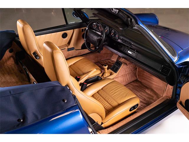 1992 Porsche 911 Carrera 2 (CC-2119459) for sale in St. Louis, Missouri