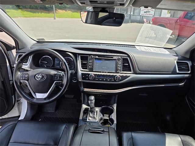 2019 Toyota Highlander (CC-2119465) for sale in Kingsport, Tennessee