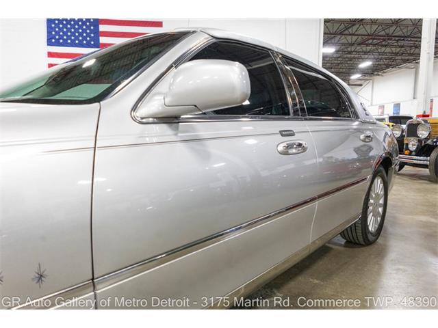 2004 Lincoln Town Car (CC-2119510) for sale in Kentwood, Michigan