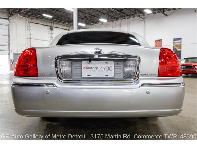 2004 Lincoln Town Car (CC-2119510) for sale in Kentwood, Michigan
