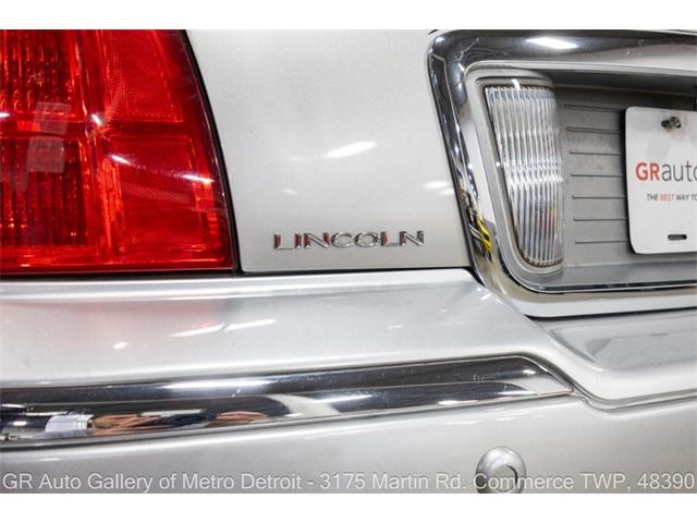 2004 Lincoln Town Car (CC-2119510) for sale in Kentwood, Michigan