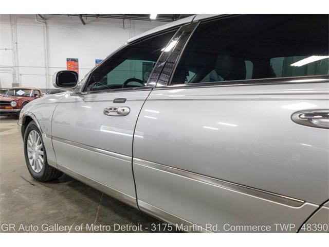 2004 Lincoln Town Car (CC-2119510) for sale in Kentwood, Michigan