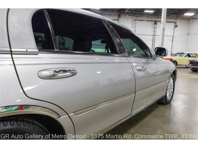 2004 Lincoln Town Car (CC-2119510) for sale in Kentwood, Michigan