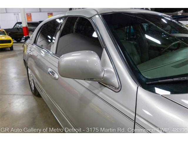 2004 Lincoln Town Car (CC-2119510) for sale in Kentwood, Michigan