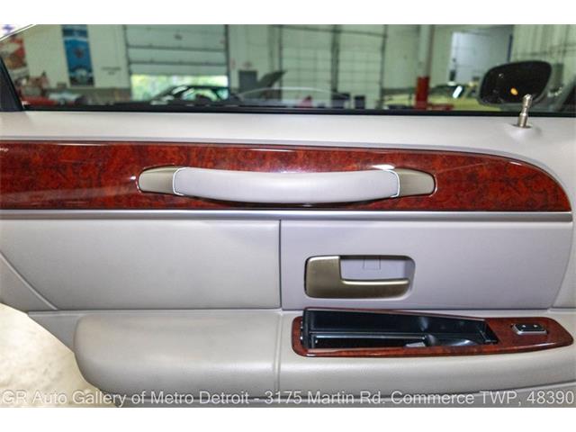 2004 Lincoln Town Car (CC-2119510) for sale in Kentwood, Michigan