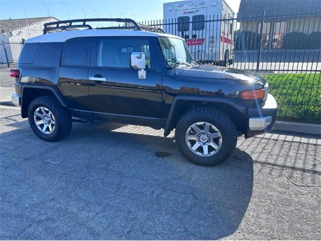 2014 Toyota FJ Cruiser (CC-2119590) for sale in Cadillac, Michigan