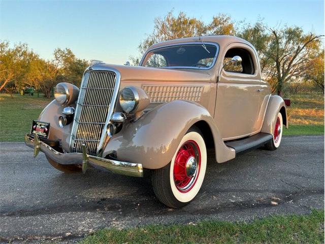 1935 Ford Model 48 (CC-2119636) for sale in Fredericksburg, Texas