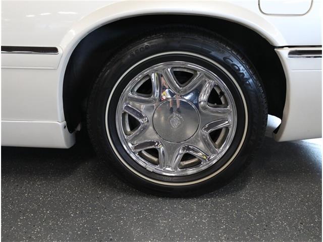 2002 Cadillac Convertible (CC-2119664) for sale in Addison, Illinois