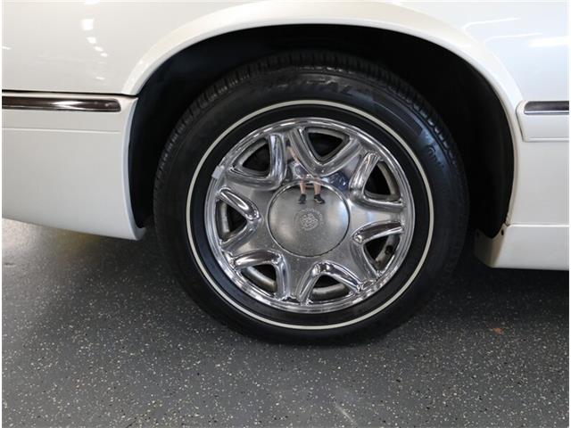 2002 Cadillac Convertible (CC-2119664) for sale in Addison, Illinois