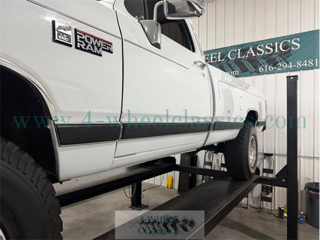 1990 Dodge W250 (CC-2119719) for sale in Holland , Michigan