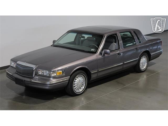 1996 Lincoln Town Car (CC-2119759) for sale in Peoria, Arizona