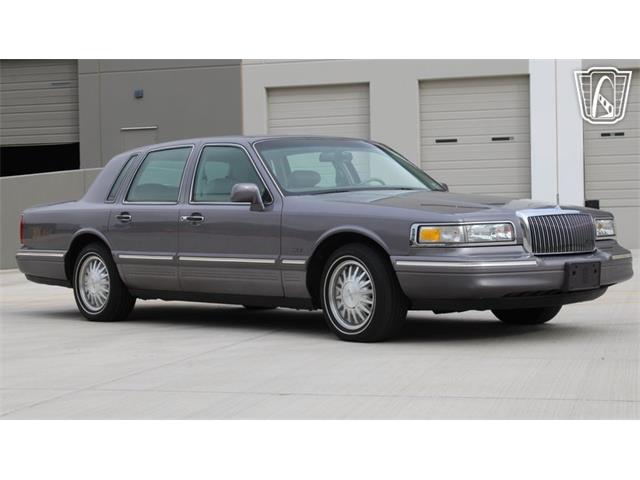 1996 Lincoln Town Car (CC-2119759) for sale in Peoria, Arizona