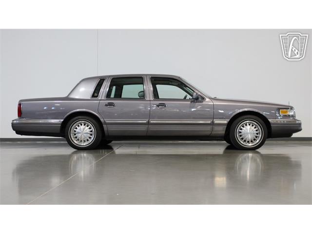 1996 Lincoln Town Car (CC-2119759) for sale in Peoria, Arizona