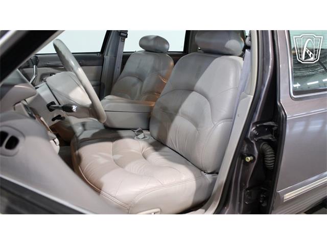 1996 Lincoln Town Car (CC-2119759) for sale in Peoria, Arizona