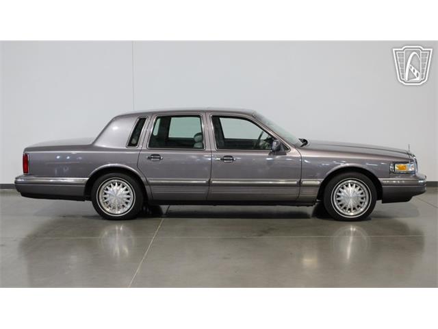 1996 Lincoln Town Car (CC-2119759) for sale in Peoria, Arizona