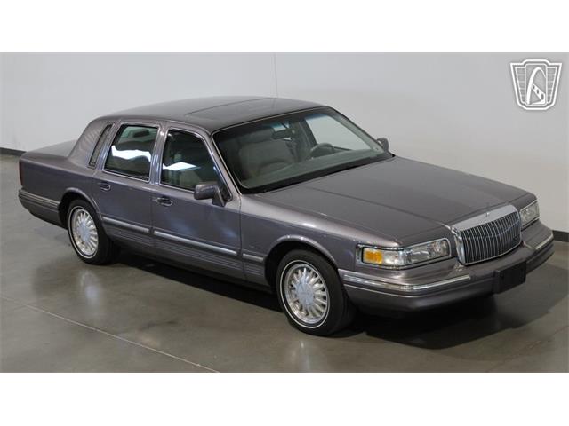 1996 Lincoln Town Car (CC-2119759) for sale in Peoria, Arizona