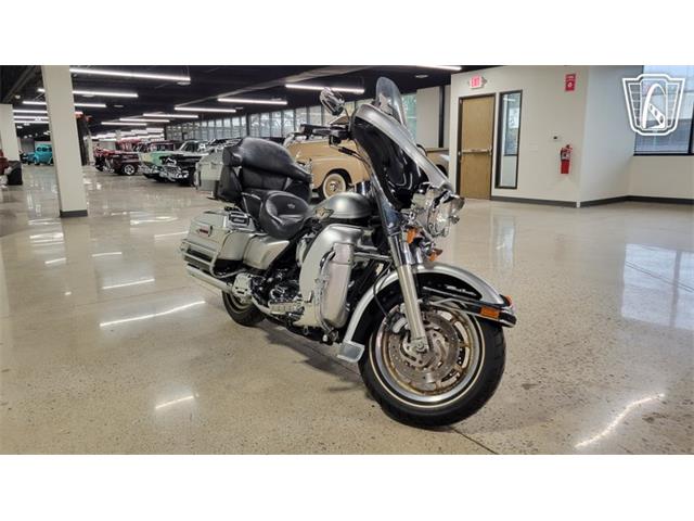 2003 Harley-Davidson FLHTCU (CC-2119804) for sale in Dearborn, Michigan