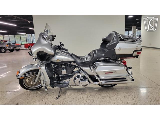 2003 Harley-Davidson FLHTCU (CC-2119804) for sale in Dearborn, Michigan