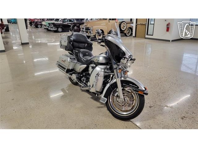 2003 Harley-Davidson FLHTCU (CC-2119804) for sale in Dearborn, Michigan
