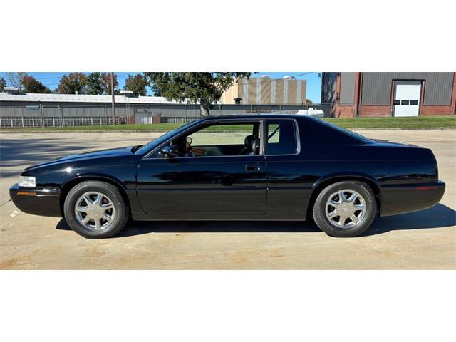 2002 Cadillac Eldorado (CC-2119956) for sale in West Chester, Pennsylvania