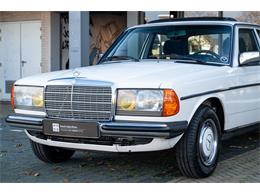 1983 Mercedes-Benz 200 (CC-2121062) for sale in Katwijk, Netherlands