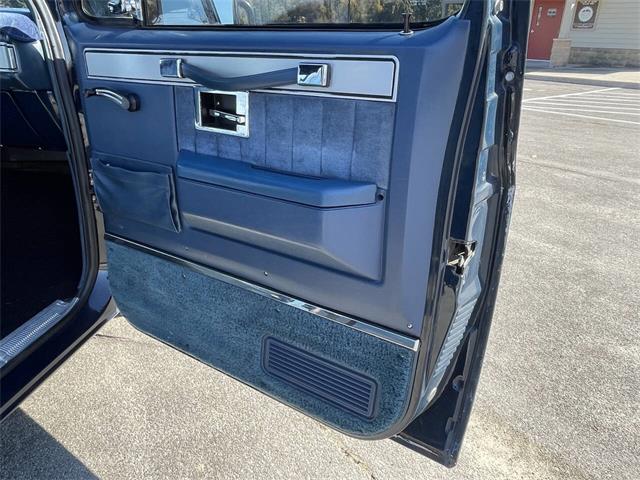 1985 Chevrolet Suburban (CC-2121105) for sale in Hilton, New York