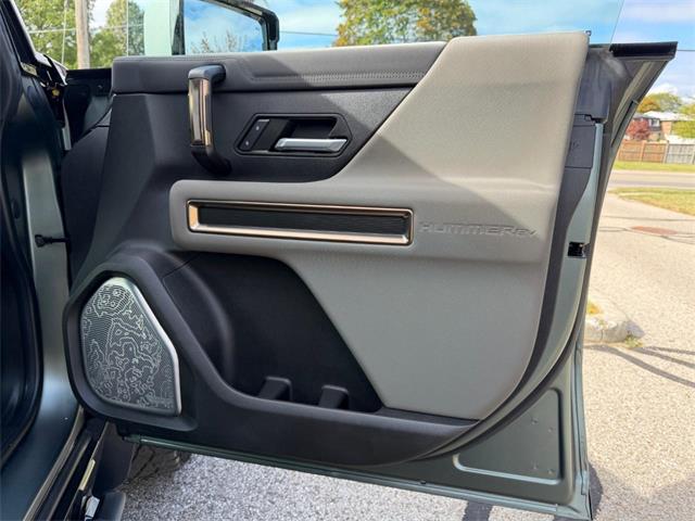 2024 GMC Hummer EV (CC-2120115) for sale in Brantford, Ontario