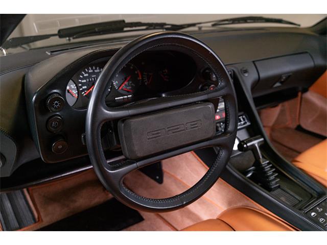 1982 Porsche 928 (CC-2121215) for sale in St. Louis, Missouri