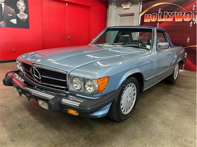 1987 Mercedes-Benz 560 (CC-2121481) for sale in West Babylon, New York